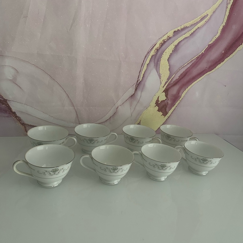 VINTAGE ROSE CHINA 2222 GAINSBOROUGH TEA CUPS SET OF  8 - MADE IN JAPAN - Picture 8 of 8